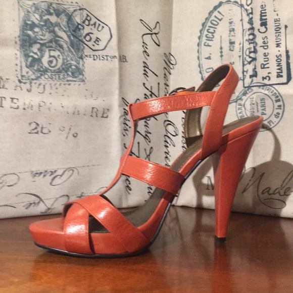 Never worn Paolo Jarren sandal - Picture 2 of 4